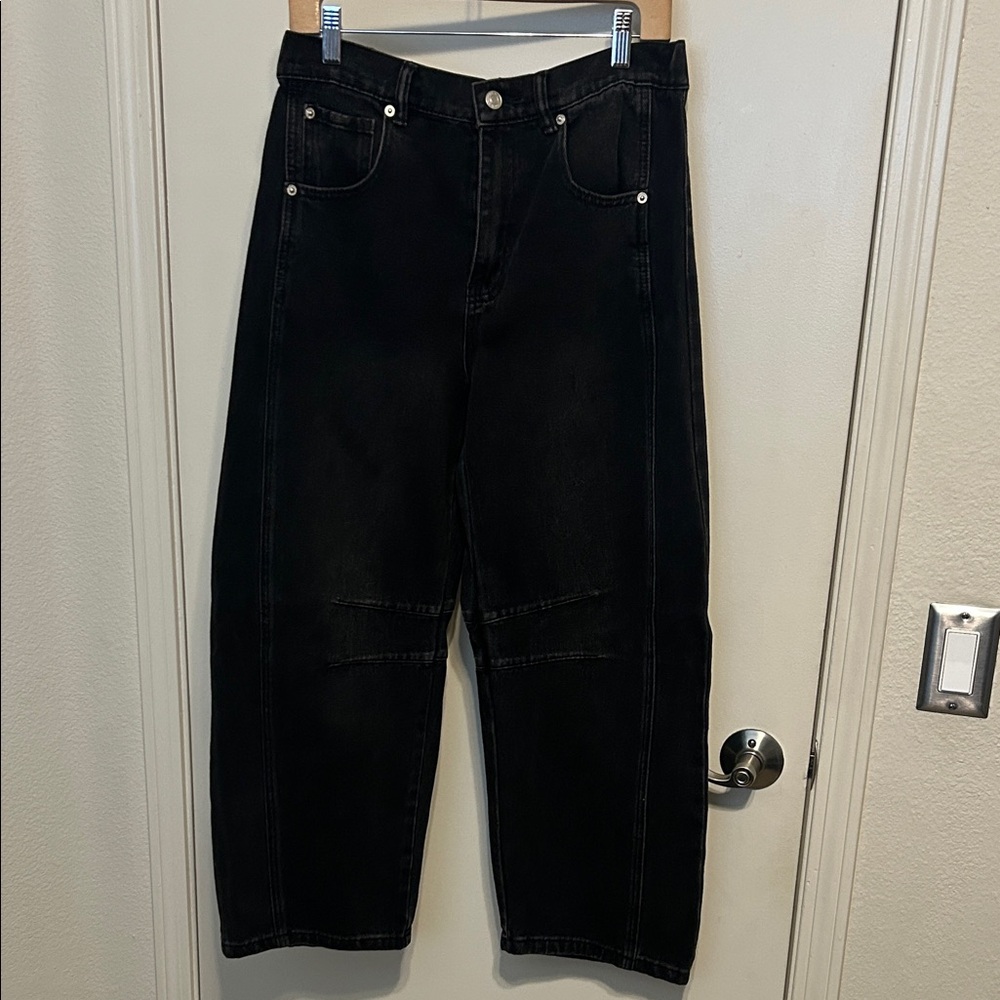 Black Barrel Jeans